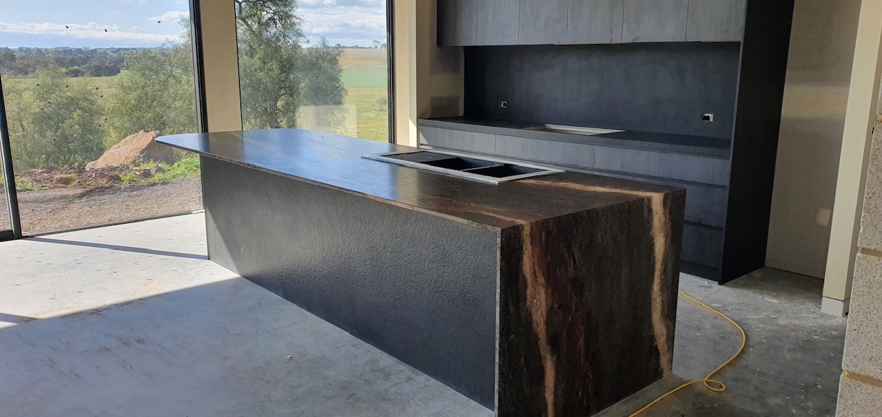 Dark Kitchen benchtop